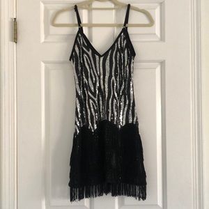 Funky sequin black & silver flapper dress!